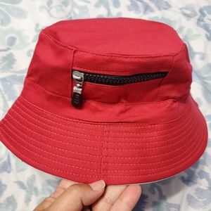 Bucket Hat With Zipper Pocket 